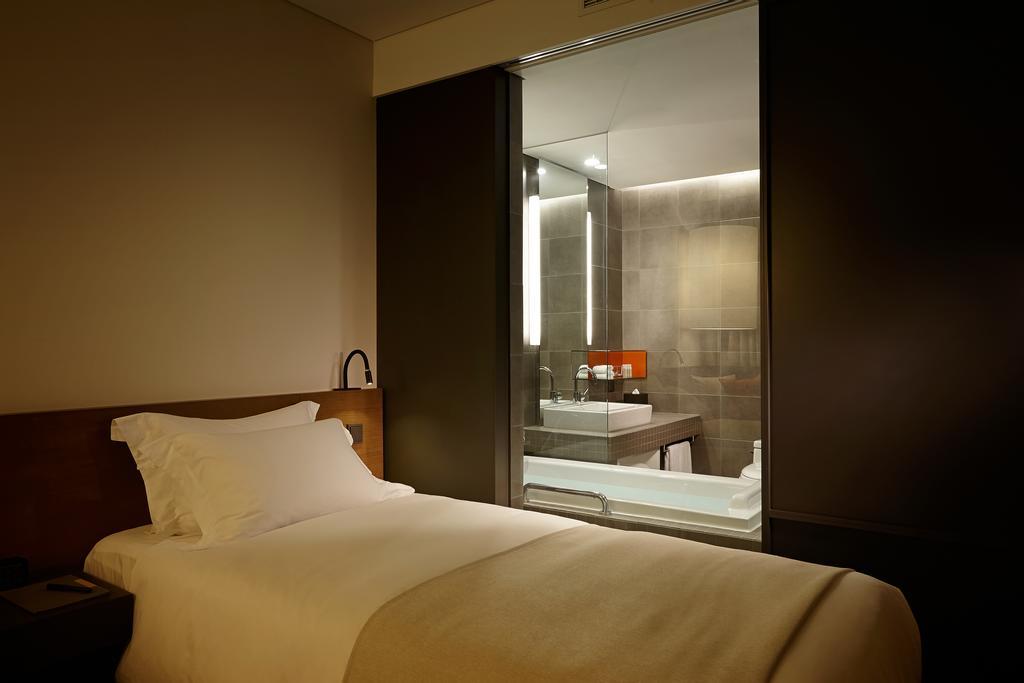 Shilla Mapo Hongdae Hotel