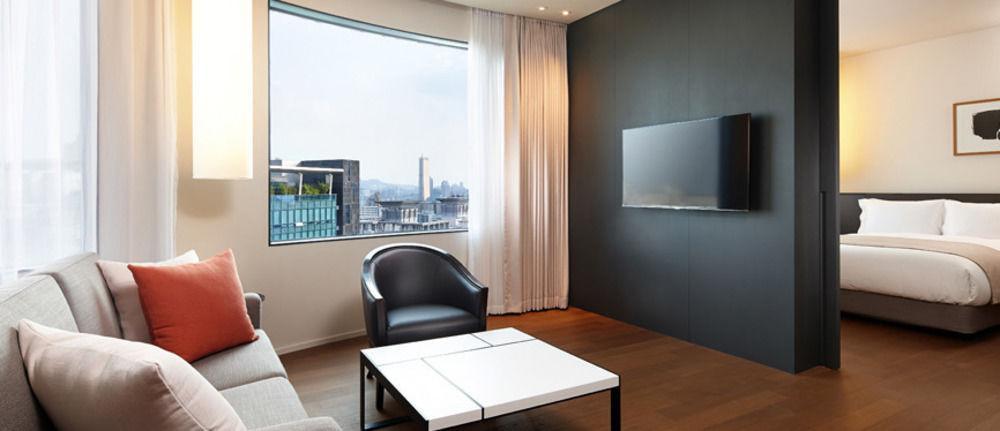 Shilla Mapo Hongdae 4*