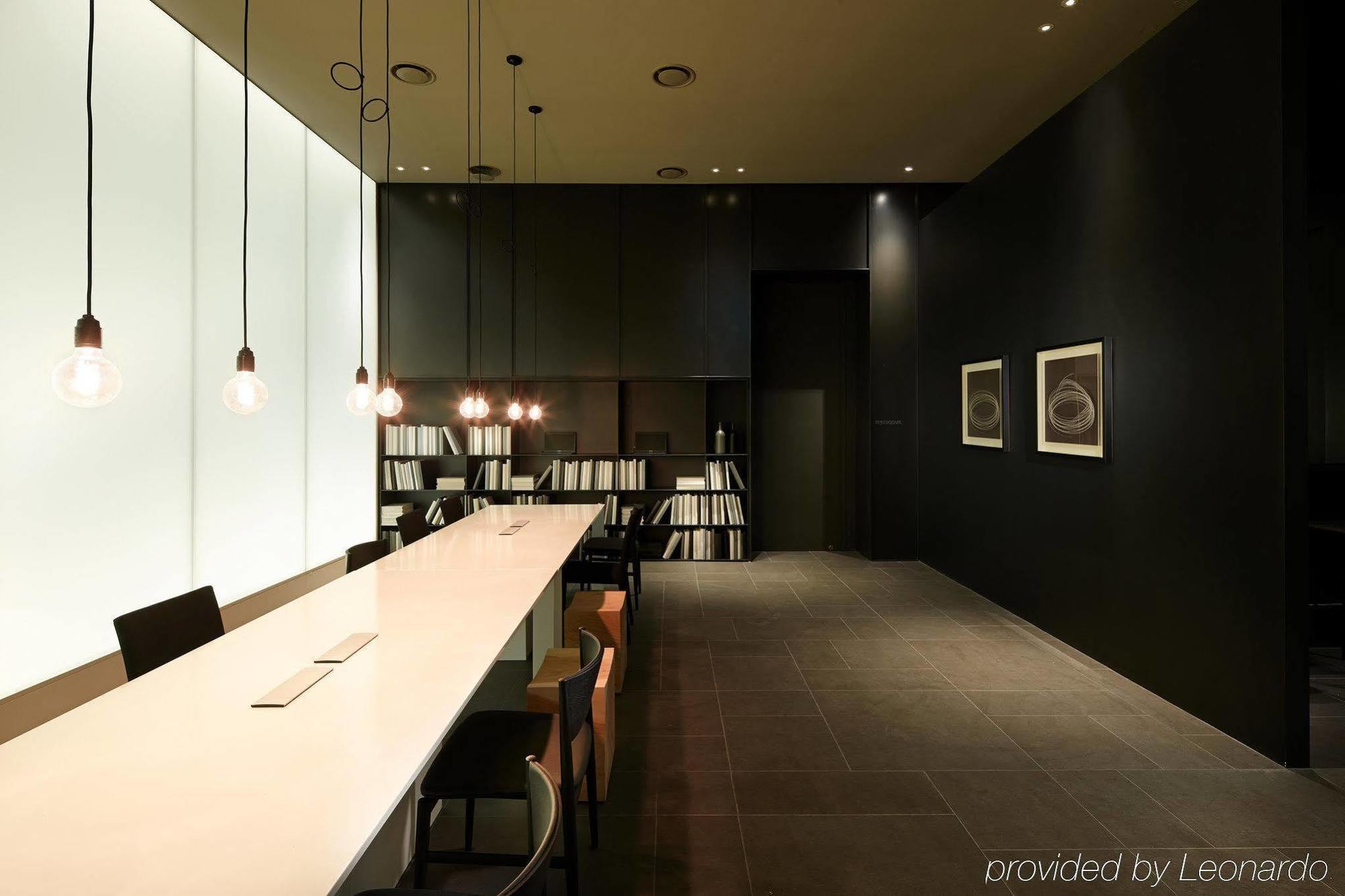 Shilla Mapo Hongdae Hotel